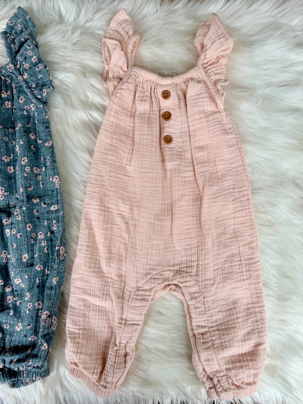 Muslin Ruffle-Strap Rompers Size 6-9 months - Picture 2 of 7
